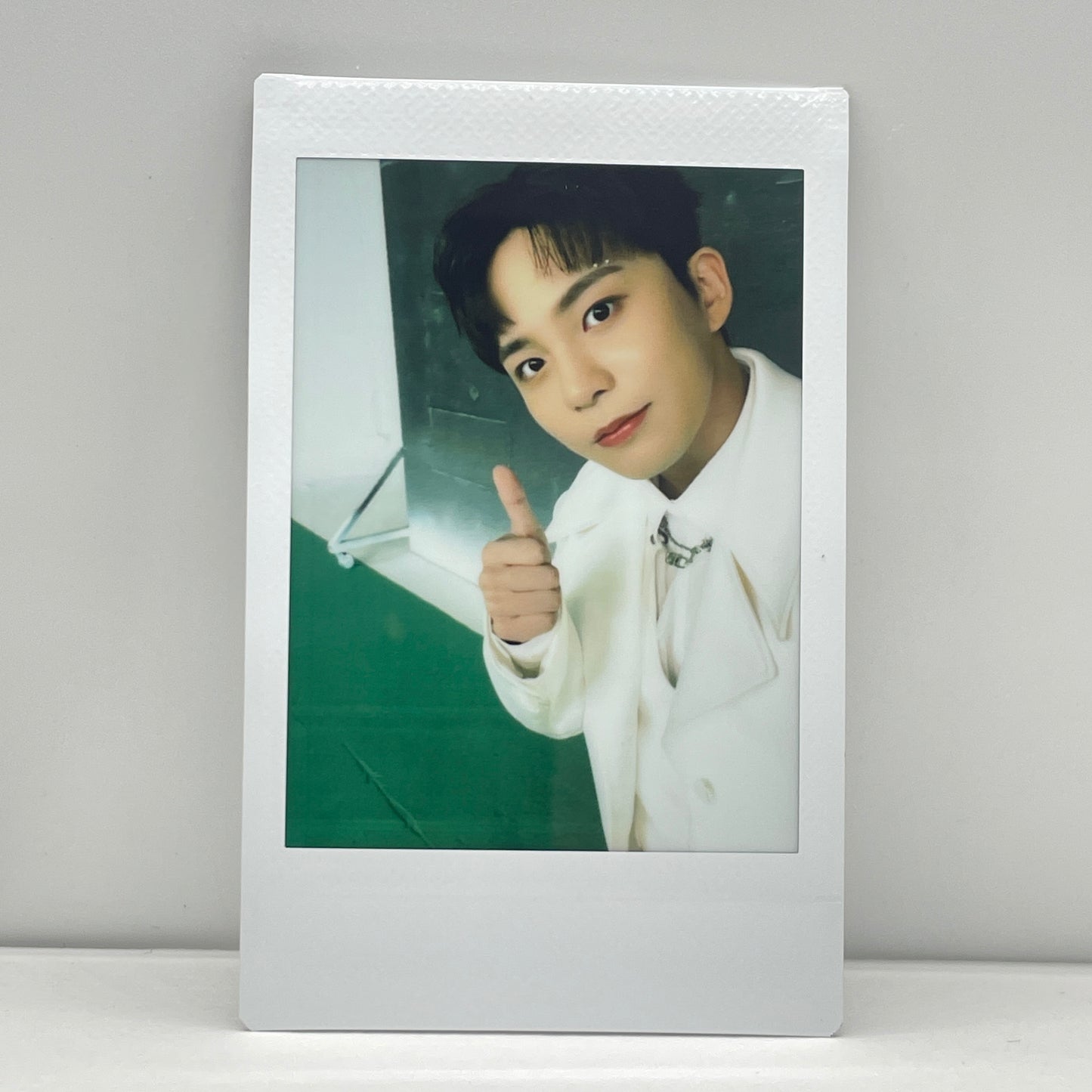 ATEEZ THE WORLD EP.1 : MOVEMENT TOWER RECORDS 3-FormatPurchase Bonus Polaroid